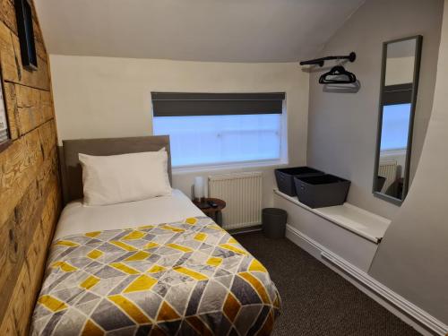 Room 6 The Carpenters Arms Hotel from Blond Hotels Boston Lincs